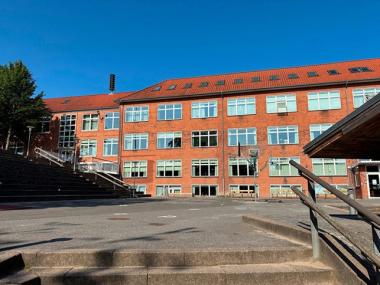Sdr. Vang Skole